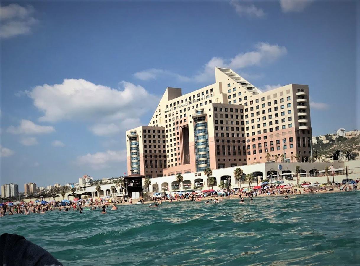 Luxurious Beach Apartment Haifa Eksteriør billede